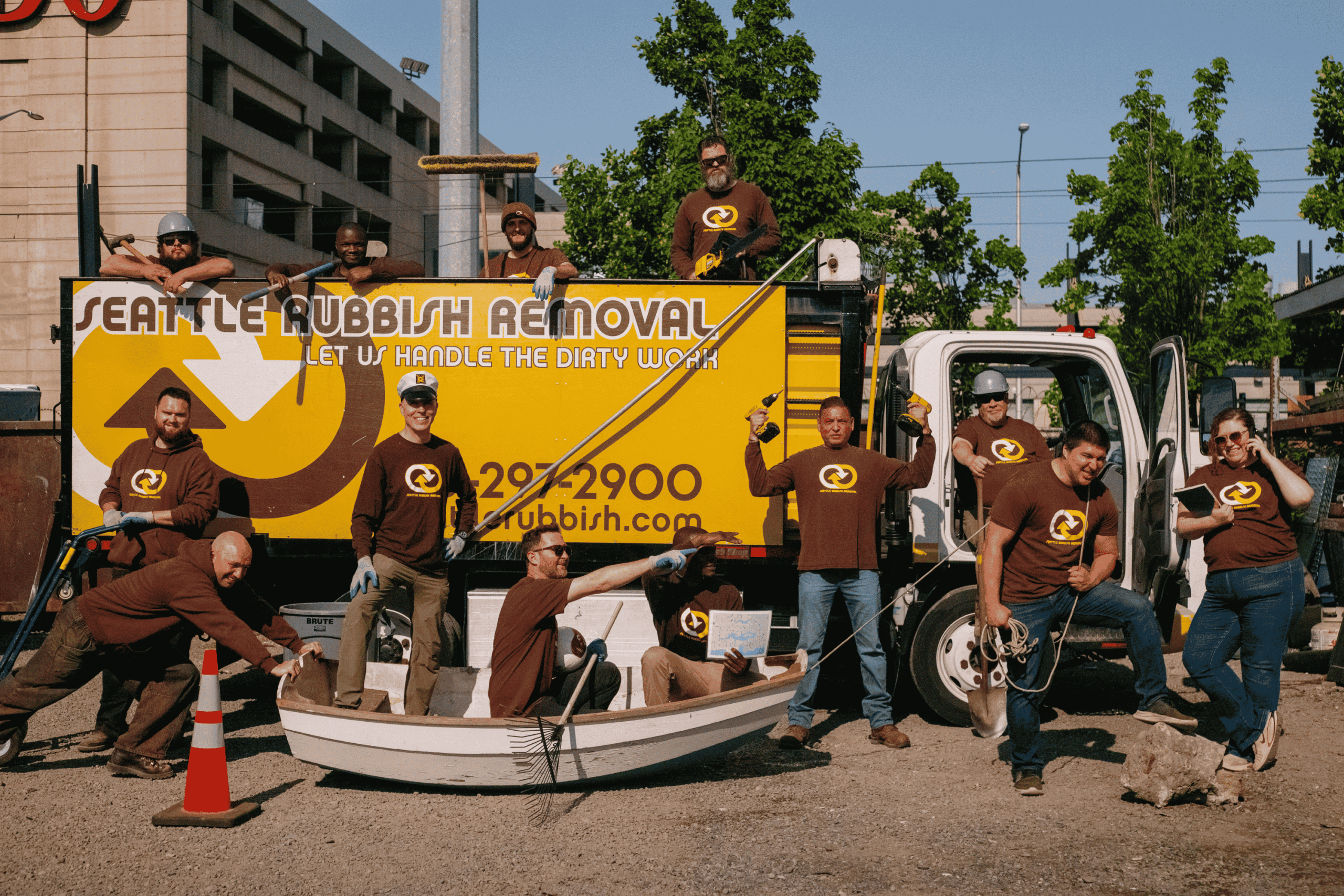 Seattle Rubbish Removal team and truck for concrete and asphalt removal in Seattle, WA.
